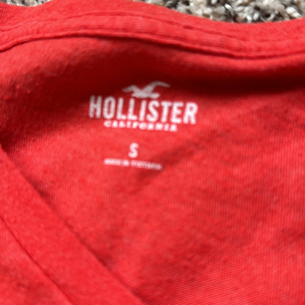 Hollister Men’s Orange Graphic Tee – Size Small, Soft Cotton - Picture 2 of 2